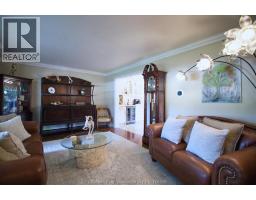 94 Wyandott STREET - 9