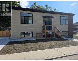 91 Adelaide STREET South - 1