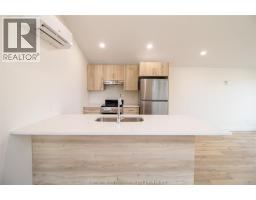 91 Adelaide STREET South - 7