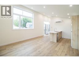 91 Adelaide STREET South - 9