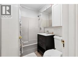 258 Delaware AVENUE - 17
