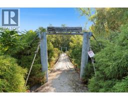 21640 Pinehurst CRESCENT - 30