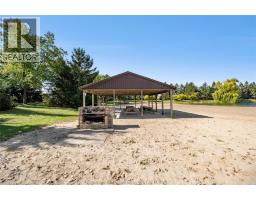 21640 Pinehurst CRESCENT - 34