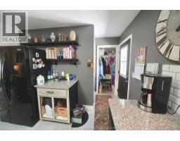 161 Queen STREET - 14