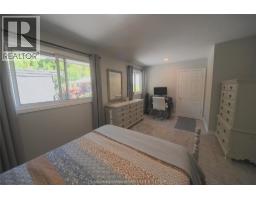 161 Queen STREET - 18