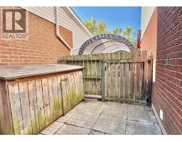 60 COPPERFIELD CRESCENT - 25
