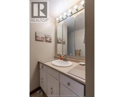 8 Marion AVENUE - 11