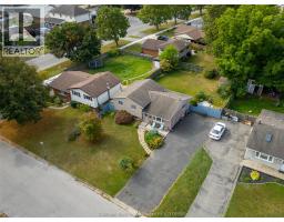 8 Marion AVENUE - 26