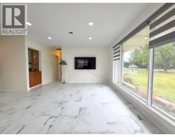 17 Glenmar AVENUE - 17
