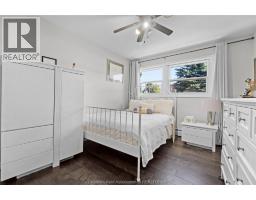19418 Charing Cross ROAD - 23