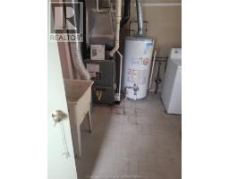 220 QUEEN STREET - 6