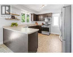 61 UNIVERSITY AVENUE - 15