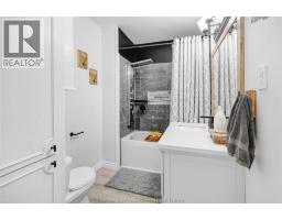 61 UNIVERSITY AVENUE - 19