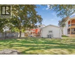 61 UNIVERSITY AVENUE - 37