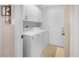39 WINDFIELD CRESCENT - 18