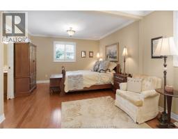 39 WINDFIELD CRESCENT - 24