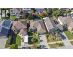 39 WINDFIELD CRESCENT - 6