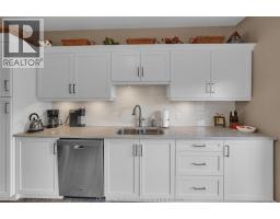 41 Veranda COURT - 24