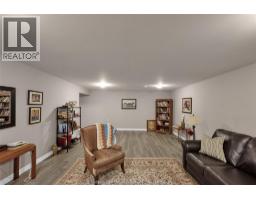 41 Veranda COURT - 39