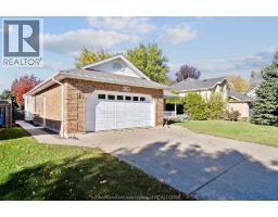 135 Garden Path - 29