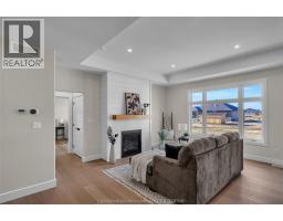 172 Rosewood CRESCENT - 12