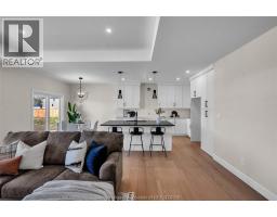 172 Rosewood CRESCENT - 7