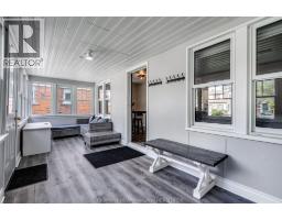 74 Prince Arthur AVENUE - 2