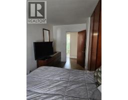 250 Woods STREET - 14