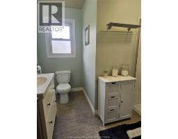 250 Woods STREET - 16