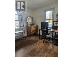 250 Woods STREET - 18