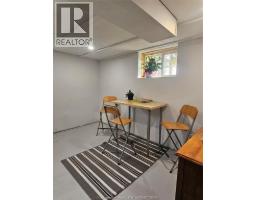 250 Woods STREET - 27