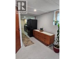 250 Woods STREET - 32