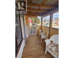 250 Woods STREET - 4