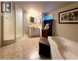 21 Albert AVENUE - 7