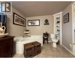 21 Albert AVENUE - 8