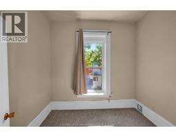 310, 312, 318 Wellington STREET West - 27