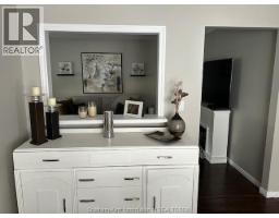 35 GARDEN VALE ROAD - 12