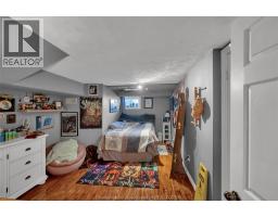 112 Arnold STREET - 39