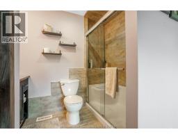 7138 Benoit DRIVE - 28