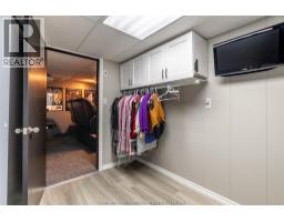 43 Greenfield LANE - 32