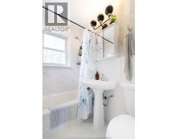 24 SIMONTON DRIVE - 20