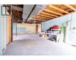 24 SIMONTON DRIVE - 35