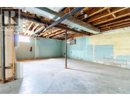 24 SIMONTON DRIVE - 36