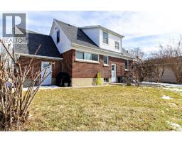 24 SIMONTON DRIVE - 39