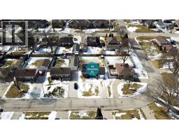 24 SIMONTON DRIVE - 45