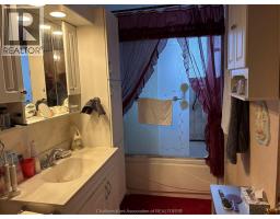 282 Queen STREET - 13