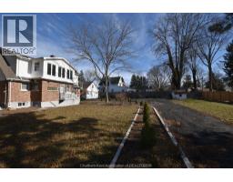 89 Main STREET East - 11