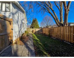 27 Blythewood CRESCENT - 11