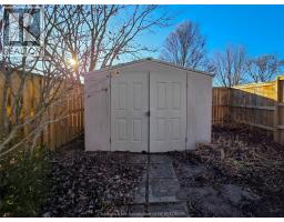 27 Blythewood CRESCENT - 12