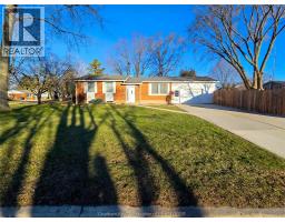 27 Blythewood CRESCENT - 4